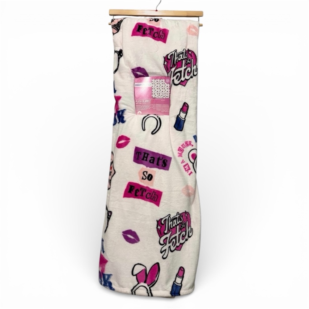 Mean Girls™ “That’s So Fetch” Oversized Plush Blanket-Queen Size 90”x90” NWT - Picture 3 of 7